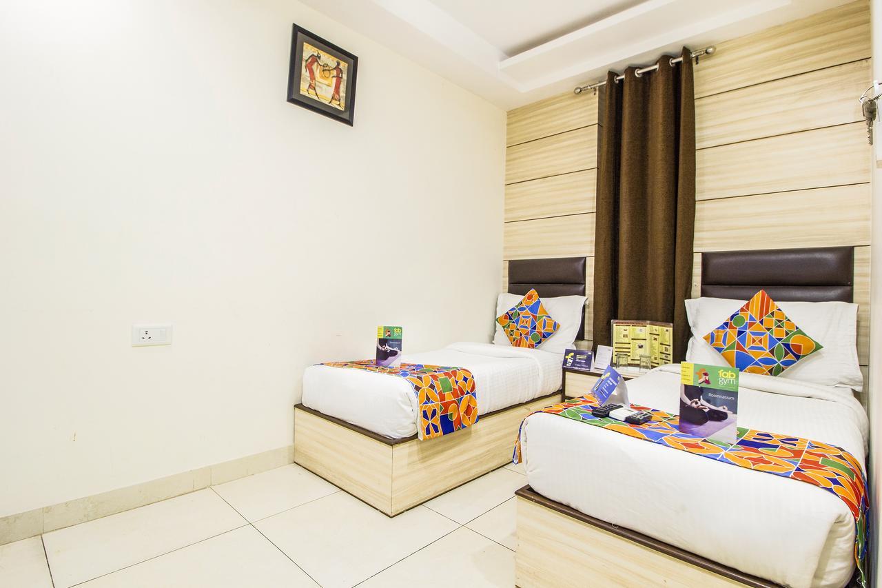 Fabexpress Le Continental Paharganj New Delhi Hotel Exterior foto