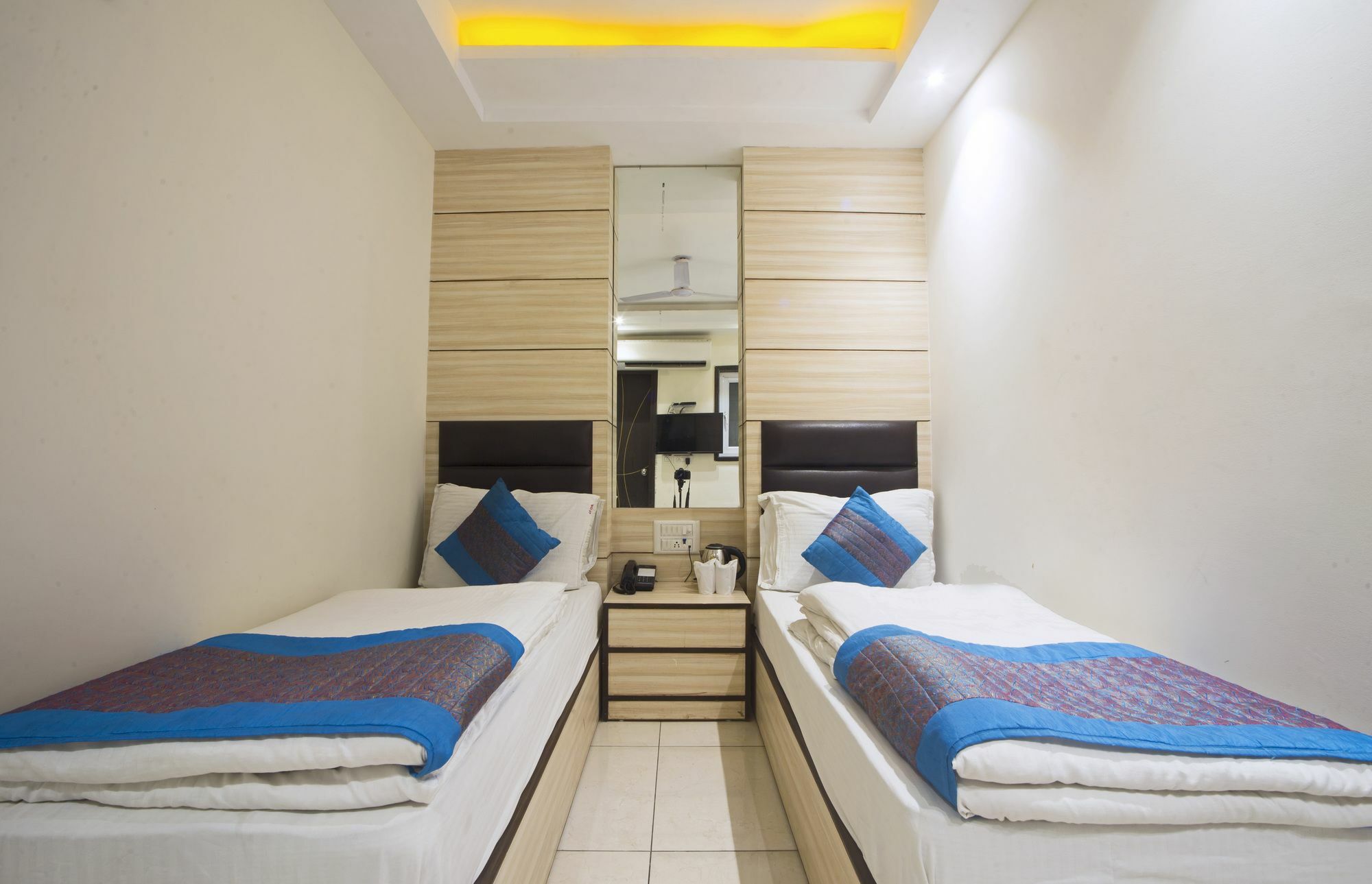 Fabexpress Le Continental Paharganj New Delhi Hotel Exterior foto