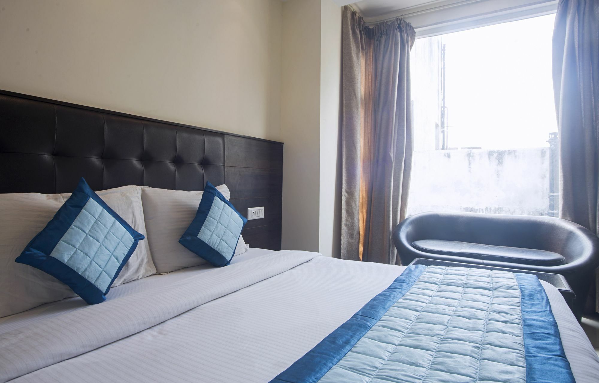 Fabexpress Le Continental Paharganj New Delhi Hotel Exterior foto